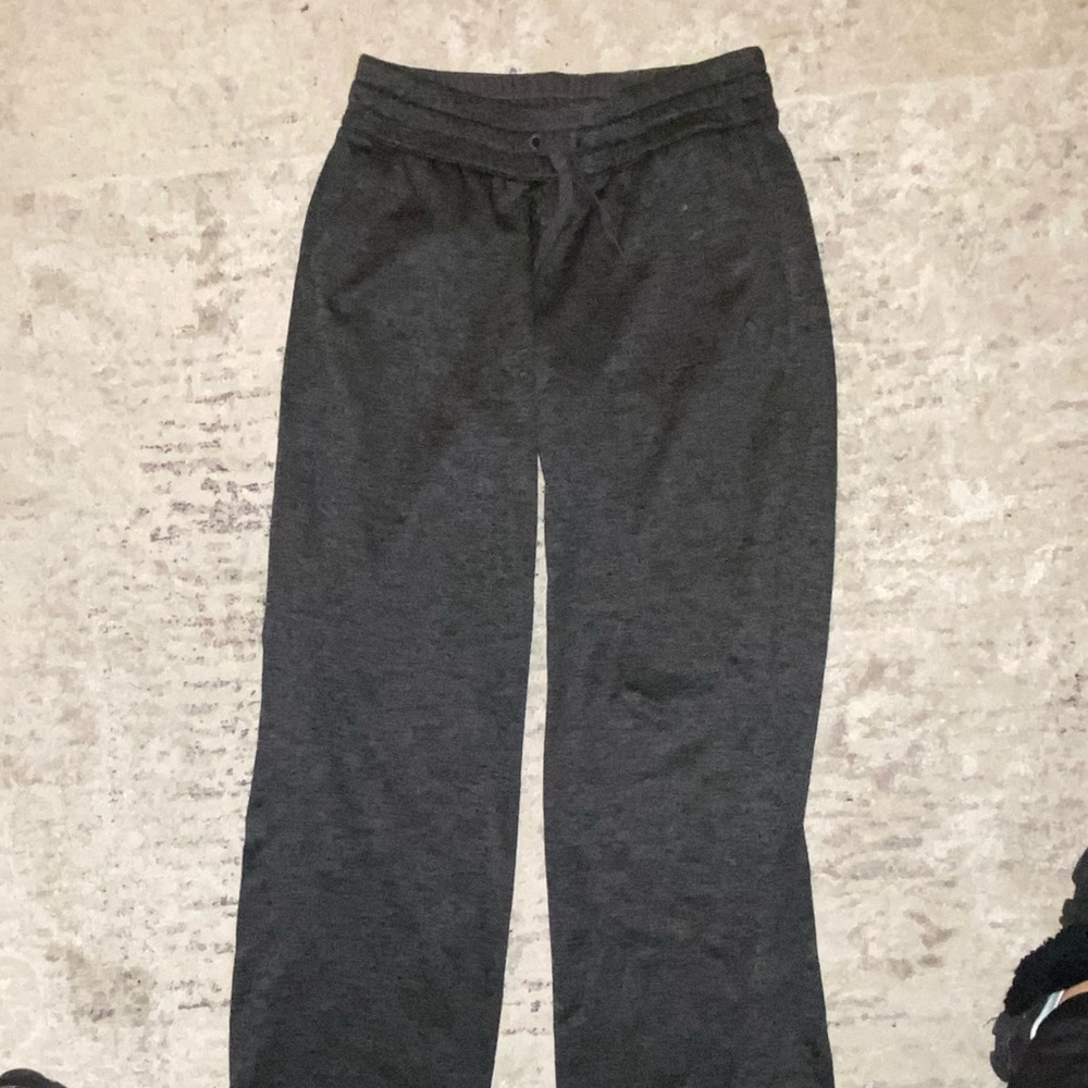 Adidas women’s warmup pant Medium